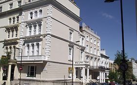 Lords Hotel